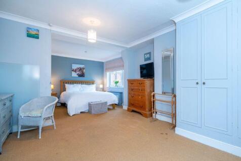 Highlander Farmhouse Bedroom1