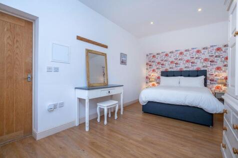 Belton Cottage Bedroom