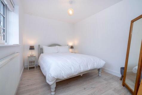 Belvoir Lodge Bedroom