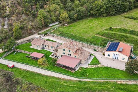 Property Image 90