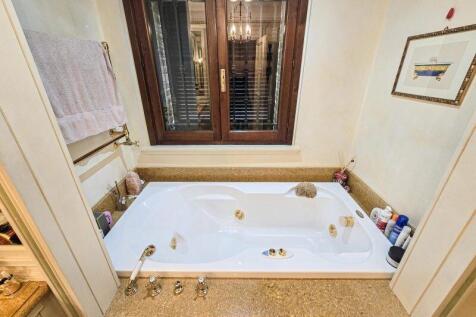 Property Image 64