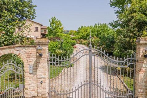 Property Image 30