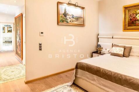 Bedroom Wooden floor