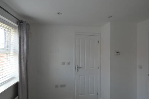 Rear Bedroom lead...