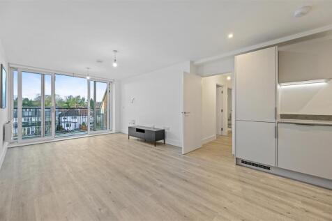 Wrealty - 27 Sloane Court - ReceptionA.JPG
