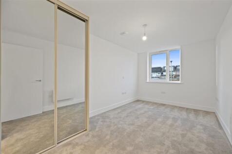 Wrealty - 12 Sloane Court - BedroomB.JPG