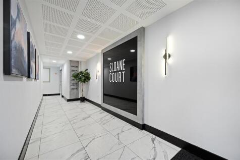 Wrealty - 12 Sloane Court - Entrance.JPG