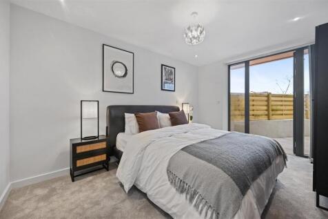 IRC- bejoux court- flat 4 - bedroom 3 (1).JPG
