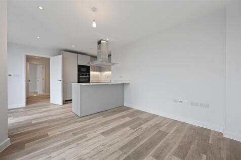 CWrealty - Flat 32, Bejoux Court - ReceptionA3 (1)