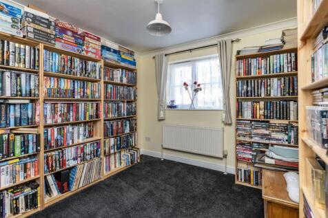 Bedroom 4/Study
