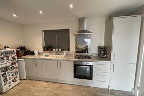 45c Open Plan Lounge Kitchen