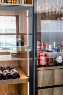 Property Image 100