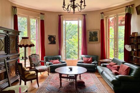 Property Image 4