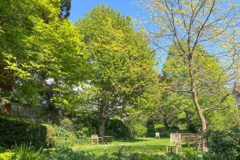 Communal garden