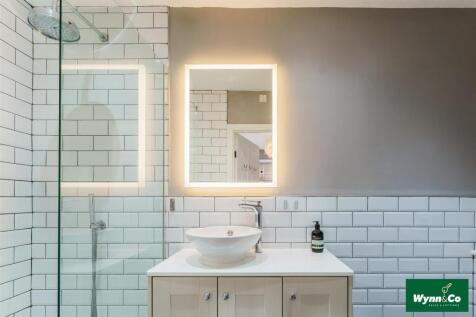 7 SALISBURY AVENUE-1068L.jpg