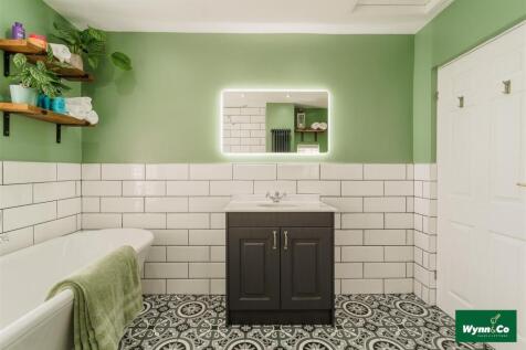 7 SALISBURY AVENUE-1046L.jpg