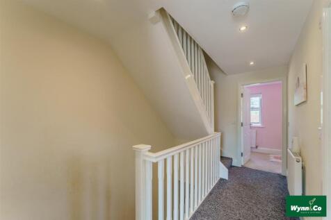 2 Wheatsheaf Court-1013L.jpg