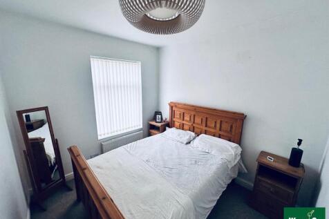 Bedroom 2.jpg