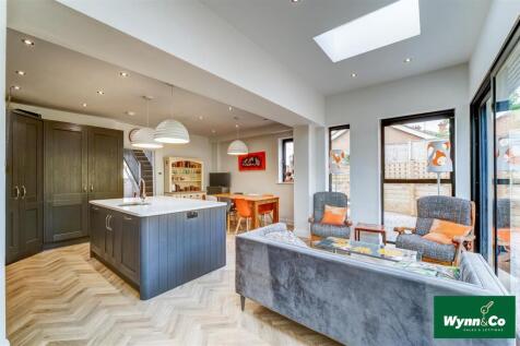 407 Aberford Road-1001L.jpg