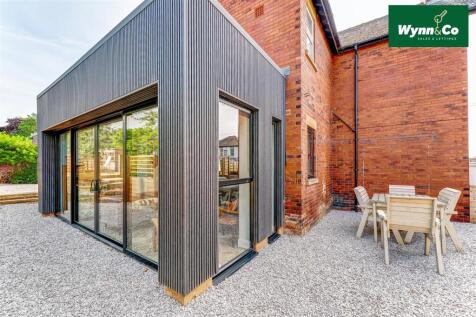 407 Aberford Road-1069L.jpg
