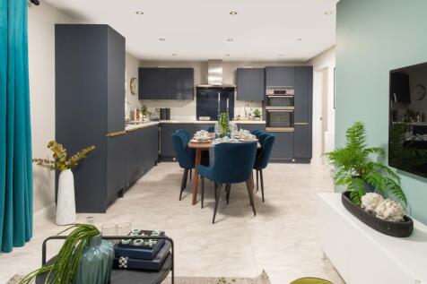 Open-plan kitchen-diner