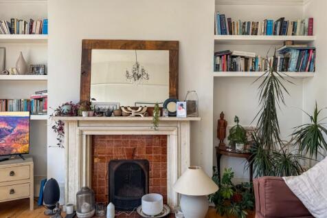 Property Image 4