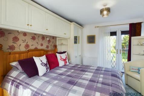 BED 1 1 - Copy.jpg