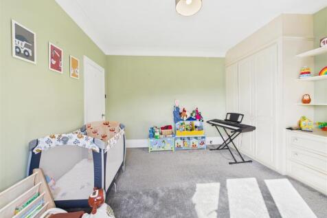 CAM01858G0-PR0108-STILL029.jpg