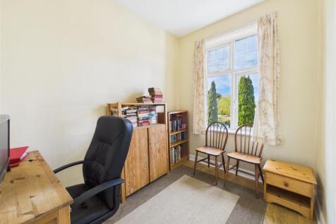 CAM01858G0-PR0109-STILL027.jpg