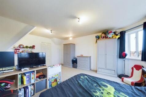 CAM01858G0-PR0088-STILL027.jpg