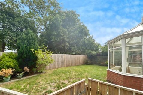 pbox-garden-322919.jpg