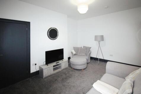 GF 20LOUNGE 201.JPG