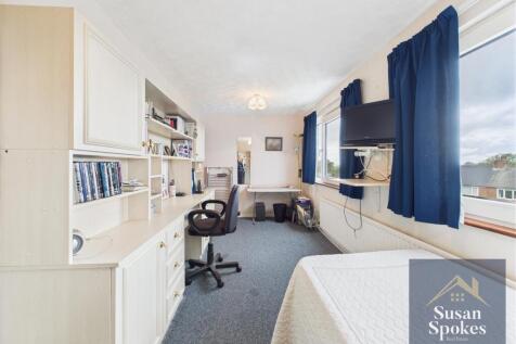 CAM01858G0-PR0126-STILL009.jpg