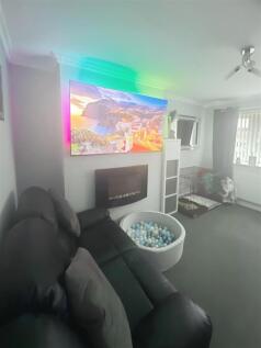 ca44cce8-lounge 202.jpg