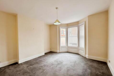 pbox-bedroom-316770.jpg