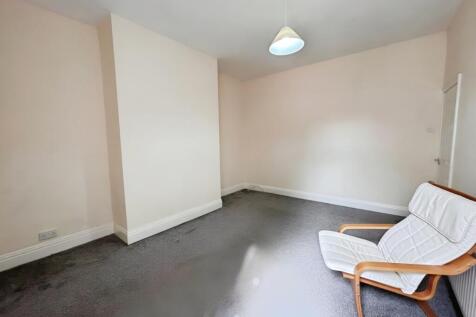 pbox-bedroom-316770.jpg