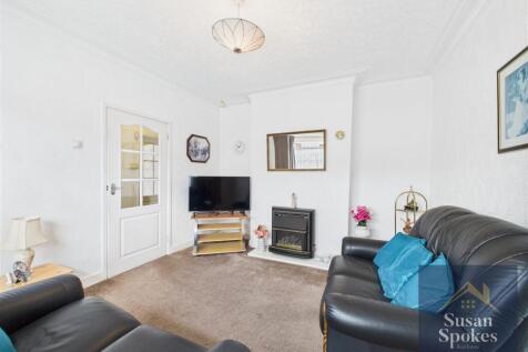CAM01858G0-PR0148-STILL007.jpg