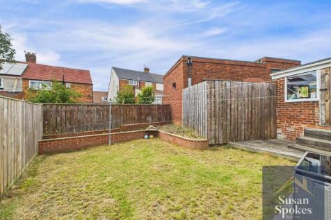 CAM01858G0-PR0151-STILL006.jpg