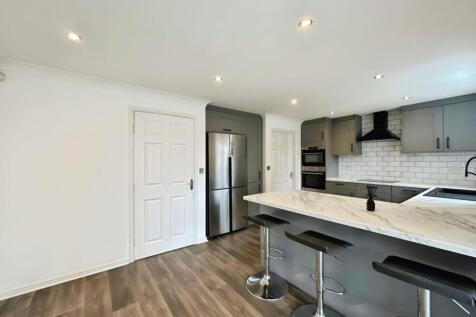 pbox-kitchen-323106.jpg