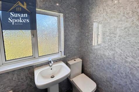 pbox-bathroom-340885.jpg