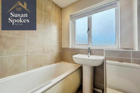 pbox-bathroom-344983.jpg