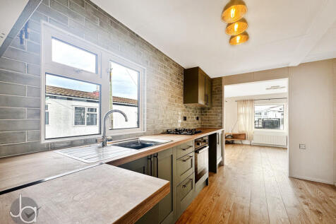 20251105_12183770...