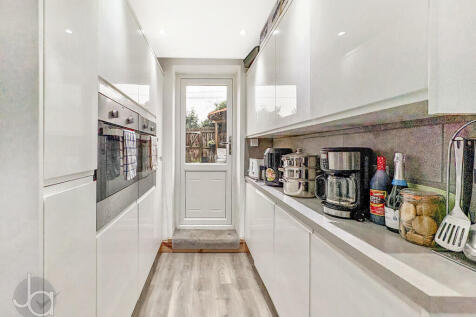 Photo 14-11-2025,...