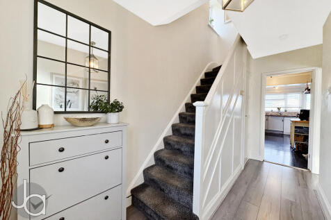 20251112_13530479...