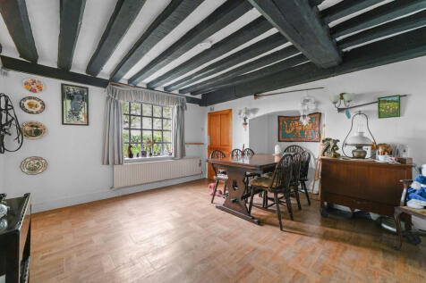 PT-FC(COL)-TheWhi...