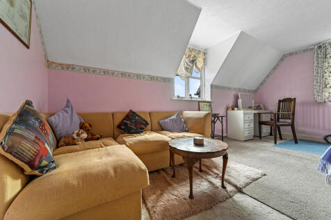 PT-FC(COL)-TheWhi...