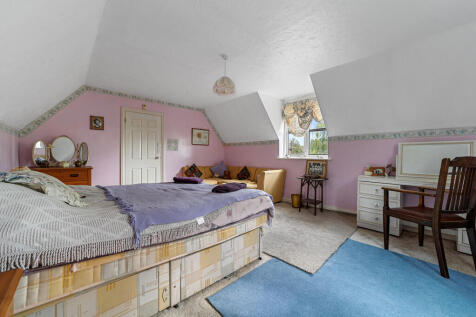 PT-FC(COL)-TheWhi...