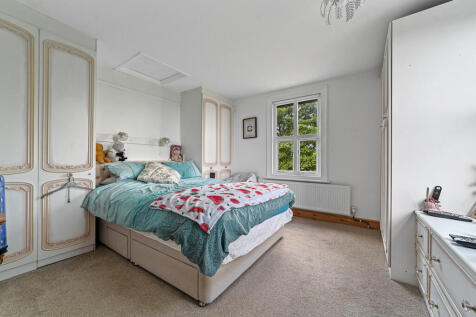 PT-FC(COL)-TheWhi...