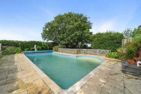 PT-FC(COL)-TheWhi...