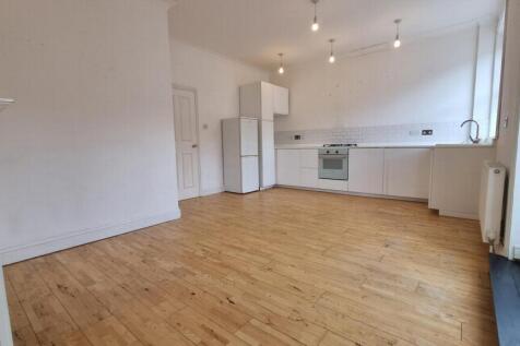 Lounge/Kitchen